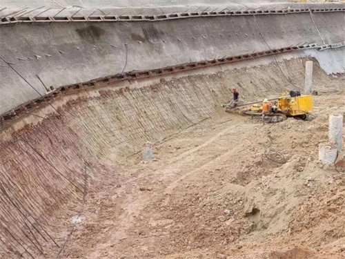 红古基坑边坡加固